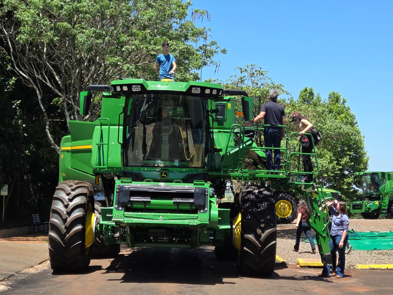 WhatsApp Image 2025 12 03 at 20.35.29 1