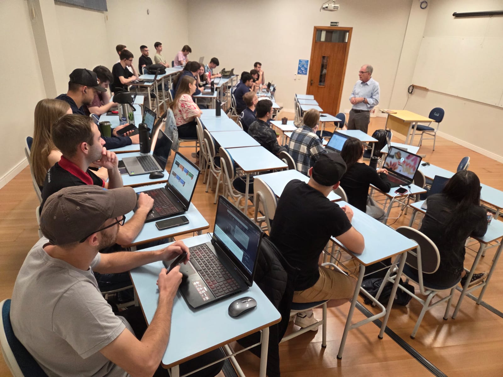 WhatsApp Image 2025 11 06 at 20.25.44